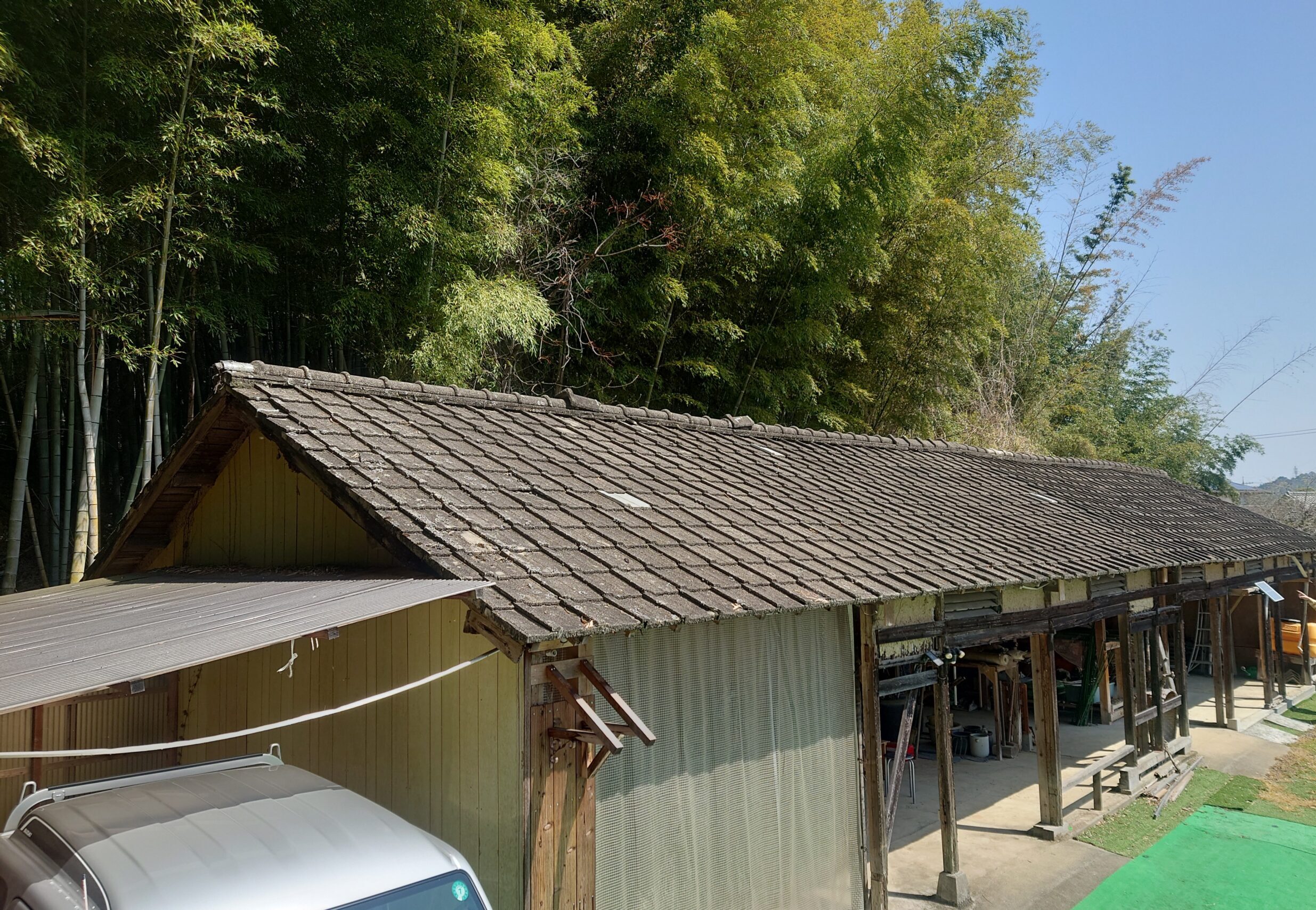屋根のリフォーム施工事例：倉庫屋根替え